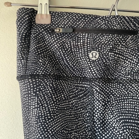 Lululemon Speed Wunder Tight *Asym Free Spirit Ice Grey Black / Black - Picture 10 of 12